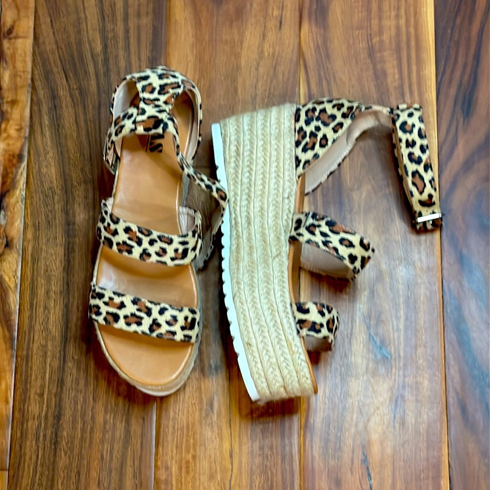 AMS size 10 platform sandals!
